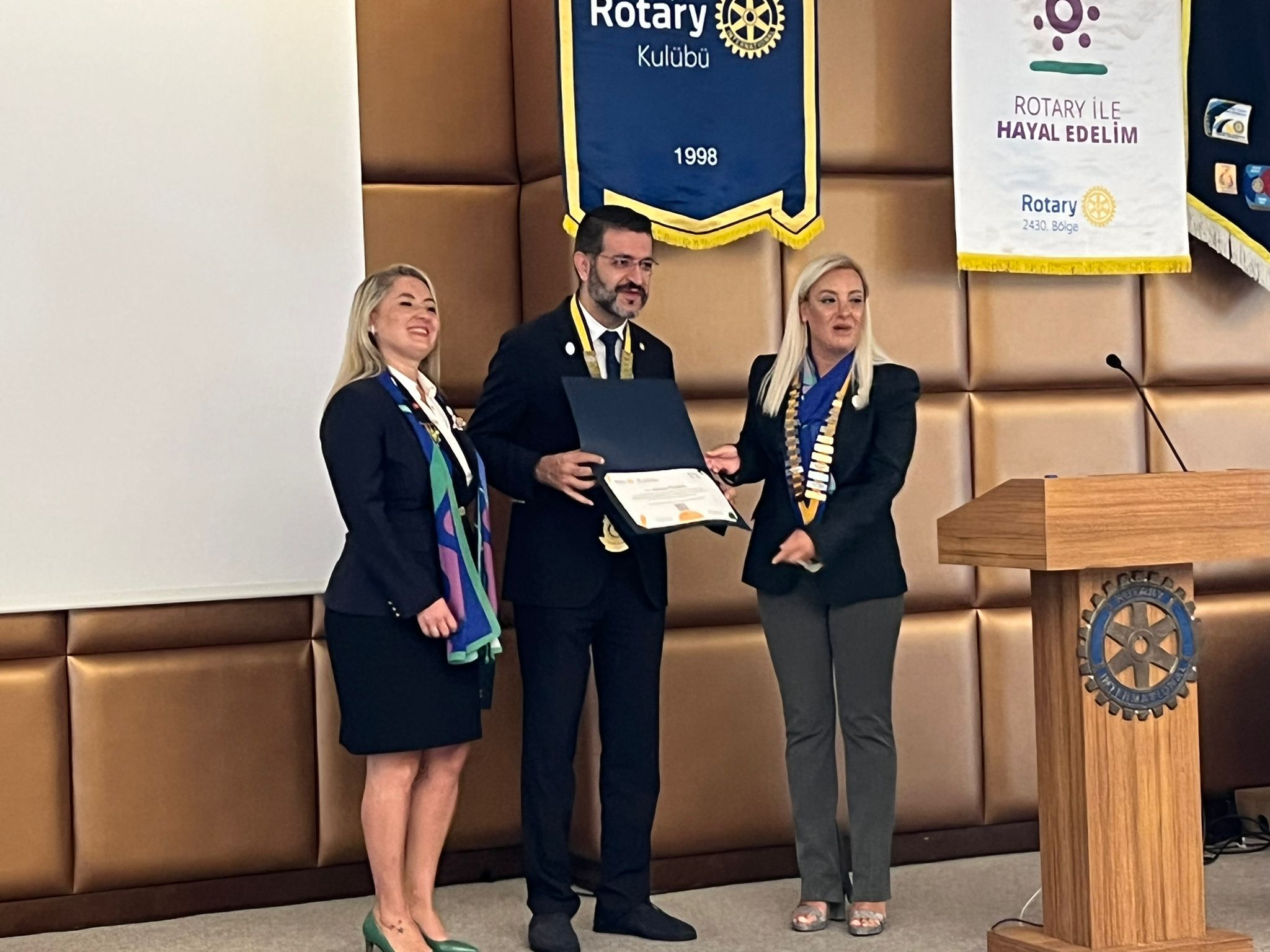 2430 Bölge Guvernör Ziyareti