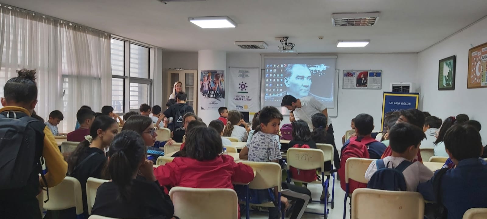 Akran Zorbalığı ve Siber Zorbalık Semineri