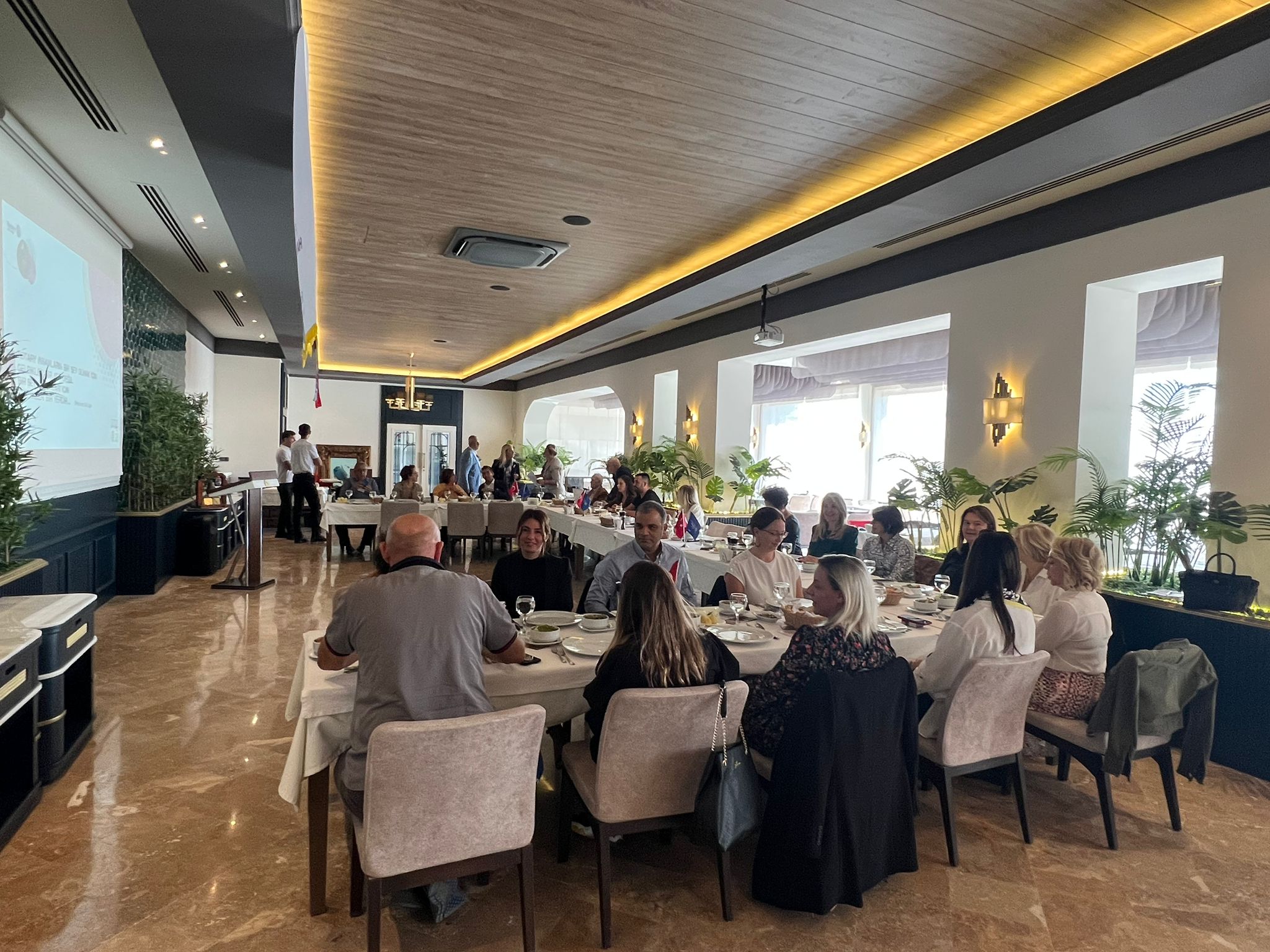 Arkadaşını da Getir Temalı Toplantımız