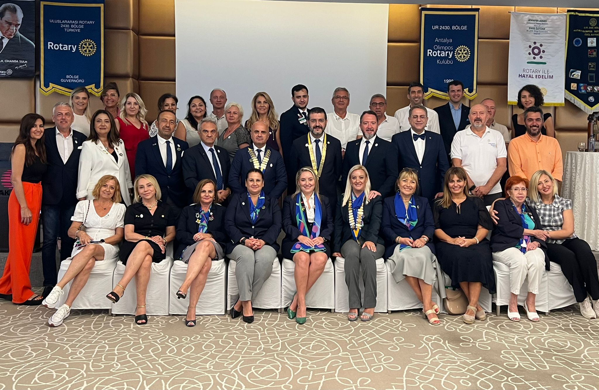 2430 Bölge Guvernör Ziyareti