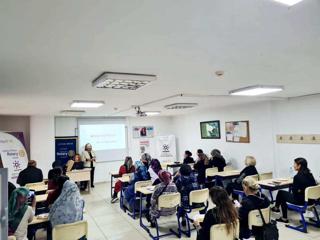 Madde Bağımlılığı Semineri