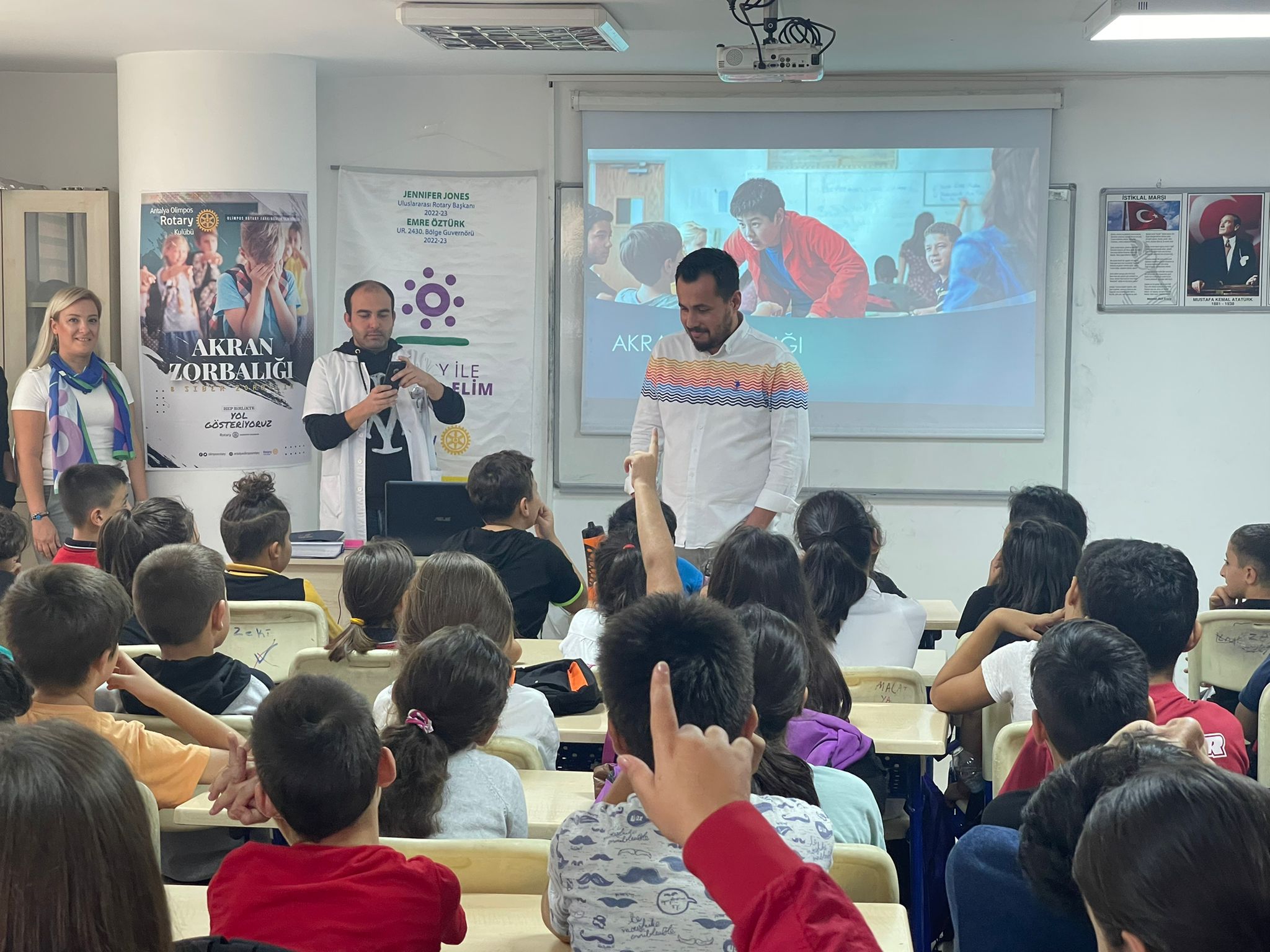 Akran Zorbalığı ve Siber Zorbalık Semineri